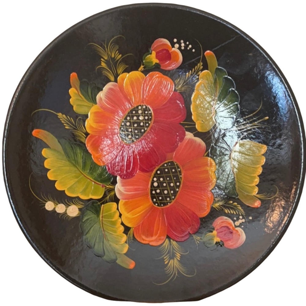 Russian Hand Painted Vintage Plates Set of 2